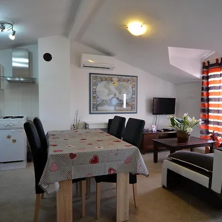 Ana & Mauricio * 로비니